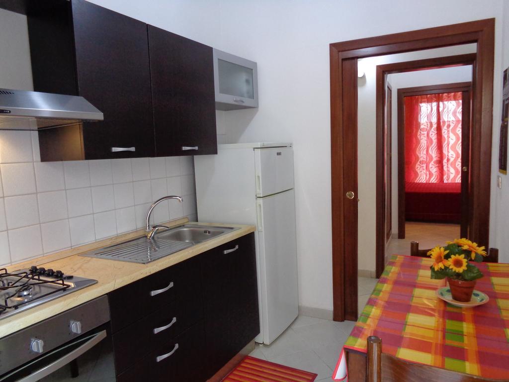 Casa Luigi Sergio - Affitto Breve Apartment Santo Stefano di Camastra Ruang foto